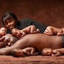 미국에 화제된 여섯 쌍둥이 이미지