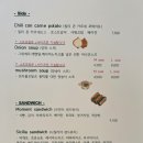 공덕 샐러드/샌드위치 맛집 모먼트델리샵 후기 (치킨시저샐러드, 어니언스프, 시칠리아 샌드위치)