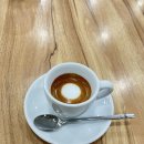 에스프레소 마끼아또(Espresso macchiato) 메뉴 실습 이미지