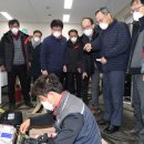 KT 화재로 인근 경찰서 통신망 일부도 연결 끊겼다 / KT 아현지사 화재현장, 불이 난 원인은... / KT 통신구 화재로 카드 결제는 안됩니다 /KT 화재에 경쟁사 이미지