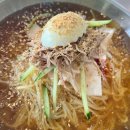 우산마을 앞 주차장 이미지