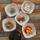 군산칼국수냉면 | [군산/경장동] 민물새우가 듬뿍 들어간 얼큰한 칼국수와 육회비빔밥 맛집‘청밀’