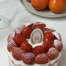 바로키친 | 키친205 롯데월드몰점 겨울 한정 딸기밭 케이크 주말 현장 구매 후기