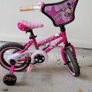 유아용 자전거와 농구대 팝니다 이미지