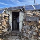 쌀바위맛집 | 화장실도 없는데 줄 서서 먹는다? 해발 1241m 가지산 정상 산장의 비밀 🏔️