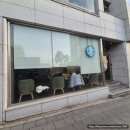 홍대입구역 4번 출구, CGV 앞 | [내돈내산] 스타벅스 홍대동교점 방문 후기｜홍대입구역 4번 출구 바로 앞 넓고 쾌적한 매장, 디카페인...