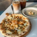 피자인더카페 | 컴프에비뉴 파주 헤이리마을 대형카페 추천 주차 브런치 맛집 피자 후기