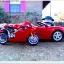 Ferrari 360 spider with Ducati 999s superbike 이미지