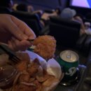 하이부로치킨 | cgv광주금남로 리클라이너석 관람후기ㅣ영화관에서 프라이드치킨에 맥주 마시기