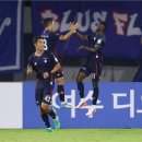 K리그2 수원 팬들, 역전골 취소 판정에 "심판 나와" 점거 시위 이미지