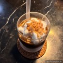 언더독카페 | [서울/신촌]'언더독커피' 분위기 좋은 커피맛집 데이트 카페 2주년 블렌딩 커피 후기