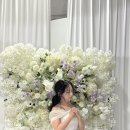 뜰아래플라워 | 웨딩촬영 온뜰에피움 스튜디오 화이트 플라워 배경 후기