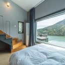 호수가에 스카이 펜션 이미지