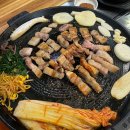 수목원꽃돼지 | 대구수목원맛집 솥뚜껑 삼겹 전문 수목원 꽃돼지