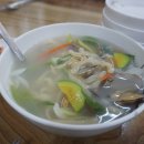 밀가손칼국수 이미지