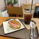 디엔유 | [광명] 소하동 카페디엔유 맛있는 브런치 신선한 샐러드 먹을 수 있는 카페 🥗🥙