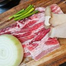 죽이야기 부천옥길점 | 부천맛집 옥길장터식당 묵은지삼겹살 굴찜 조합 미쳤다