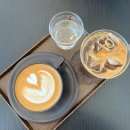 도서관에 온(on) 유튜버 이미지