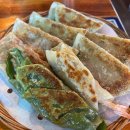 첨단기업로2L(2)-28 | [한남/한강진] 창화당 한남점｜모둠만두, 쫄면 한강진역맛집 솔직후기