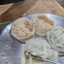 공룡만두 | 오산 공룡국수 방문 후기: 반반만두, 수제비 만두국, 비빔국수까지 싹쓸이!