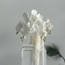 란레이스돌 | [Wedding#18] 장신 + 레이스 드레스 신부의 본식 부케 I 소마달 피오레 올화이트 호접 드롭부케