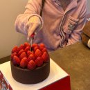 초이1982 | 1월 한달간 먹은 케이크들 (딸기케이크 스초생 말초생 군고구마 하트 티라미수)