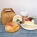 소소한 그림카페 | 김포카페 소굴속 김포장기, 아지트 감성 가득한 베이글·케이크 디저트 맛집 후기