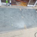 반월튼튼약국 | 용인 약국 출입구 진입턱 경사판 맞춤 제작 경사로 경사체크판 제작