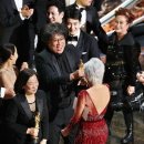 ‘Parasite’ Earns Best-Picture Oscar, First for a Movie Not in English 이미지