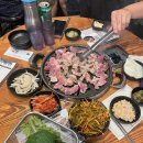 오늘 김해 생뒷고기 | 부산 사직동 맛집]7년째 방문 치즈폭탄볶음밥과 국내산 파채 뒷고기<오늘김해생뒷고기 사직점>후기