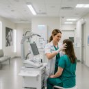 더모헤어플란트피부과의원 | 탈모 치료 병원, 2025년 효과 본 사람들이 말하는 7가지 선택 기준 (비용, 후기 총정리)