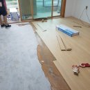 주식회사 이지약품 | 용인시 처인구 모현면 능원로 빌라 마루바닥시공 한솔SB강마루 이지오크 거실바닥재 Interior by 드림데코
