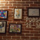 호스텔 케이팝 이미지