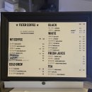 최강자농장 | 히트커피로스터스 천안본점 시그니처 콜드빙하 아인슈페너 딸기케이크 감성라떼 맛 본 후기