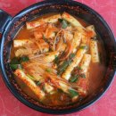 (유치찬란의 숨어있는 은평구 구산동 떡볶이. 쫄면 맛집) 인천원조쫄면 DNA를 가진 쫄면과 미나리떡볶이. 36년 전통 통나무집떡볶이쫄면 이미지