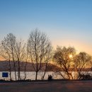 강가에서 이미지