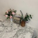 더다이닝테이블 이미지