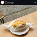 에프이에이티. | [연남동 맛집] ☀️🪟햇살맛집 에프이에이티 방문 후기 | 그릴드 치즈 샌드위치 에그 오믈렛 샌드위치••