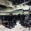 E·PT | [언주역헬스장] 빌드업피트니스 언주역점 PT 솔직 후기: 어깨 통증 잡는 디테일과 프라임 머신 타격감...