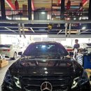 하오르모터스 | Mercedes-Benz E63 AMG engine oil set exchange.