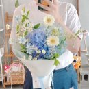 사림동233 | 창원 꽃집 추천 꽃피는계절 / 계란소국 · 수국 꽃다발 / 여름꽃 / 기념일 생일 / 창원 꽃 선물 / 미니...