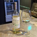 화이트카사 이미지