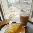 스타벅스 대구계산점 앞 | 스타벅스 신메뉴 스위트 밀크 커피 &amp; 크로크무슈 가격 맛 후기 (대구계산점)