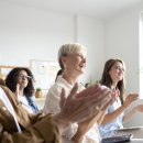 웃음치료 이미지