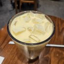 씨유 한국프레스센터점 | 스타벅스 봄시즌 신메뉴 슈크림 폼 라떼 벤티 내돈내산 후기 봄 시즌 신메뉴 솔직 리뷰