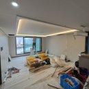 수성효성해링턴플레이스경로당 | 수성효성해링턴플레이스 간접조명 시공 후기우물조명 두줄 + 실링팬 설치로 완성된 감성 거실｜착한조