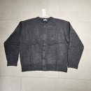 클래시바이현(CLASSY By현) | 가디건, 슬랙스, 더비 슈즈를 활용한 간단한 남자 봄옷 코디
