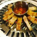 통통돼지생고기 이미지