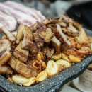 돌판김치생삼겹한점 | 운서 돌판김치생삼겹한점 / 회식 장소로 추천하는 운서동 삼겹살 찐 맛집