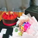 투썸플레이스 케익 추천 &lt;스트로베리 초콜릿 생크림 케이크&gt; 기념일맞이
